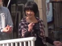 デート中にお漏らし！楽しく会話してるとおしっこがしたくても言えないロリ系娘