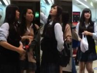 店内逆さ撮りパンチラ！水色から赤や黄に柄など派手パンツのミニスカ制服美少女たち