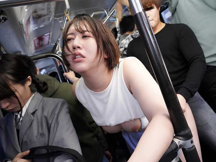 背後から首筋-6