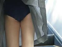 逆さ撮りが無理ならスカートめくり！大きくめくってもバレずにパンチラ盗撮