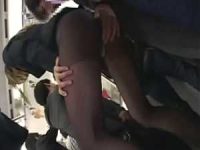 満員電車でしつこくローター責めする痴漢！気持ちよくて中腰で耐える美人OL