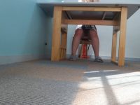 いつものように休憩室の同僚を固定隠しカメラで撮っていたのを確認したらまさかのバレてた。そこには面白がってからかうように見せつけてきていたまさかの映像が。