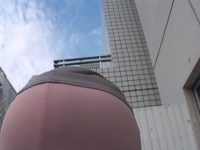 日常生活の人妻 無防備な動きからパンツ＆胸ポッチスパイカメラの○撮映像21人