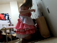 （秘）映像 コンカフェ更衣室の恥ずかしい着替え見ませんか（1）