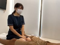 出張ローション手コキ隠し撮り・パンチラオプション【焦らし攻め・結城（28歳）】